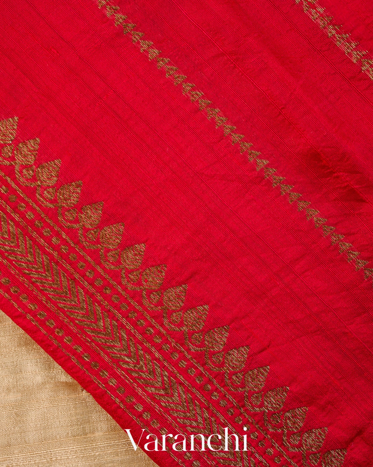 Cream Borderless Pure Raw Silk Handloom Saree
