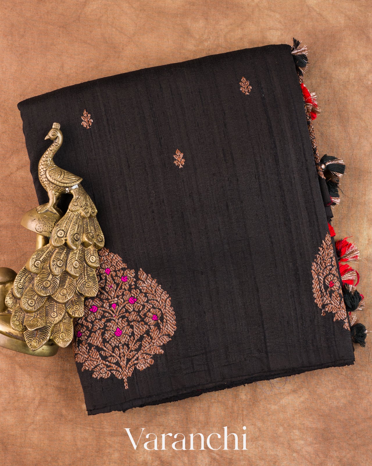 Black Borderless Pure Raw Silk Handloom Saree