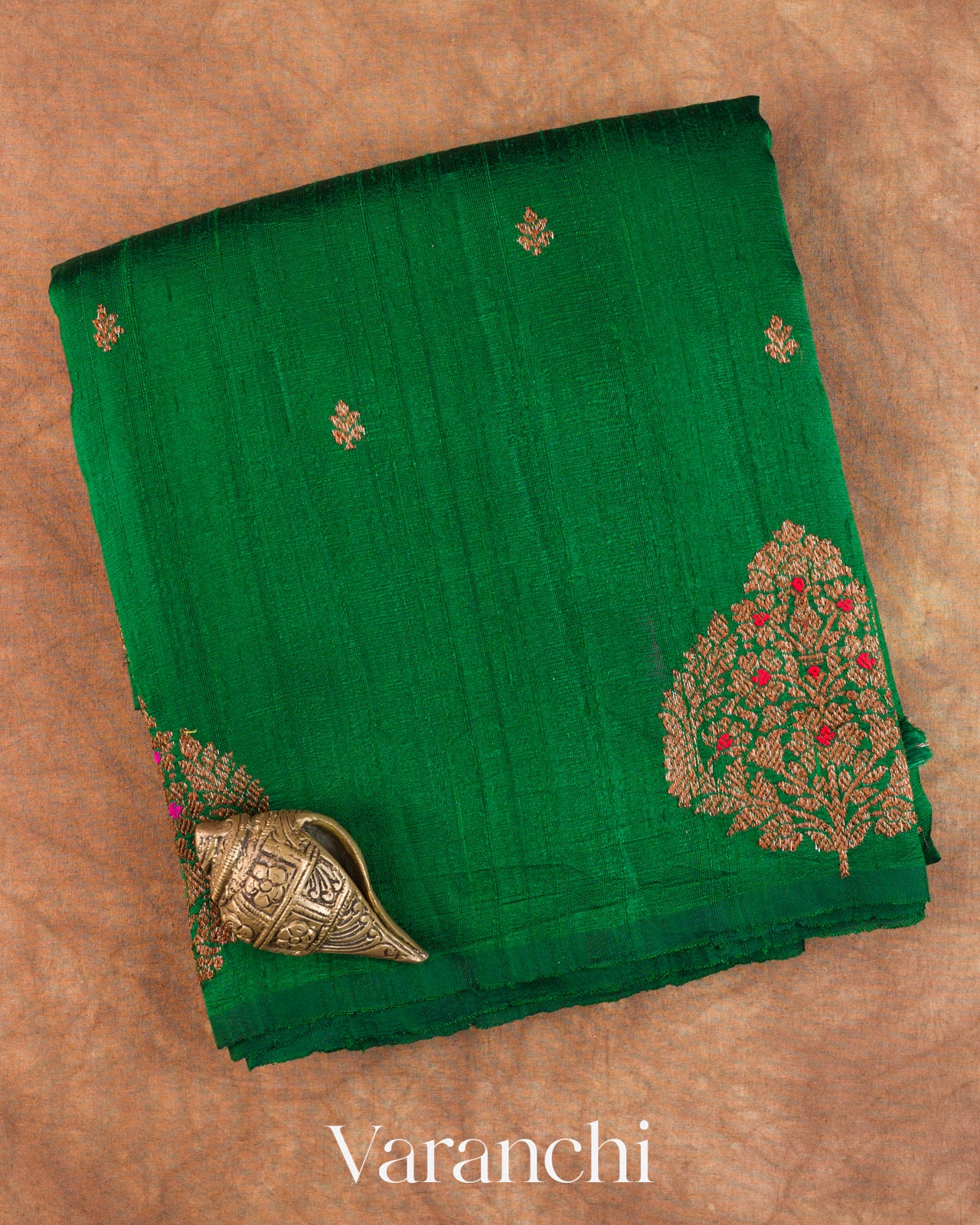 Emerald Green Borderless Pure Raw Silk Handloom Saree