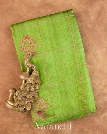Parrot Green Checked Pure Raw Silk Handloom Saree