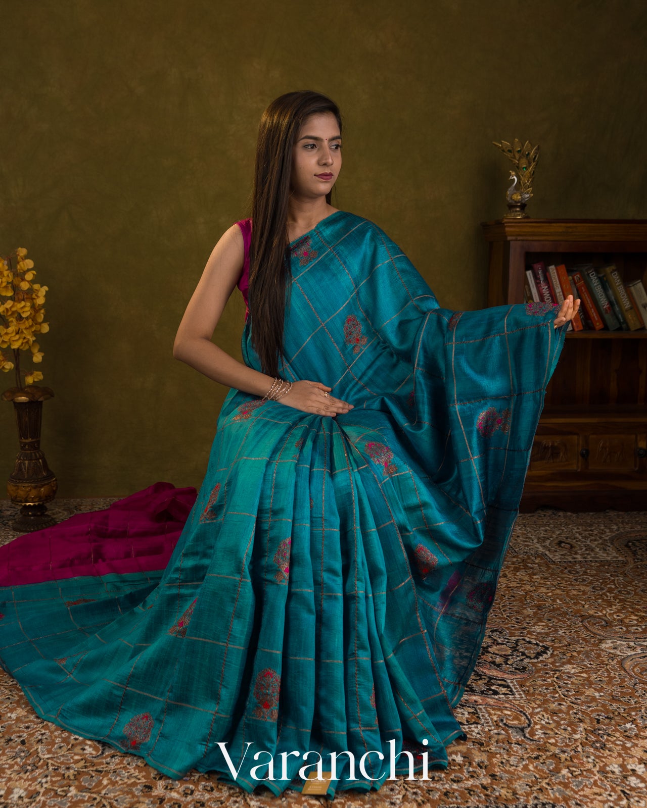 Peacock Blue Checkered Pure Raw Silk Handloom Saree
