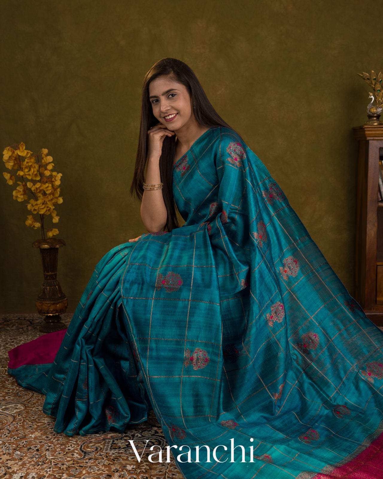 Peacock Blue Checkered Pure Raw Silk Handloom Saree