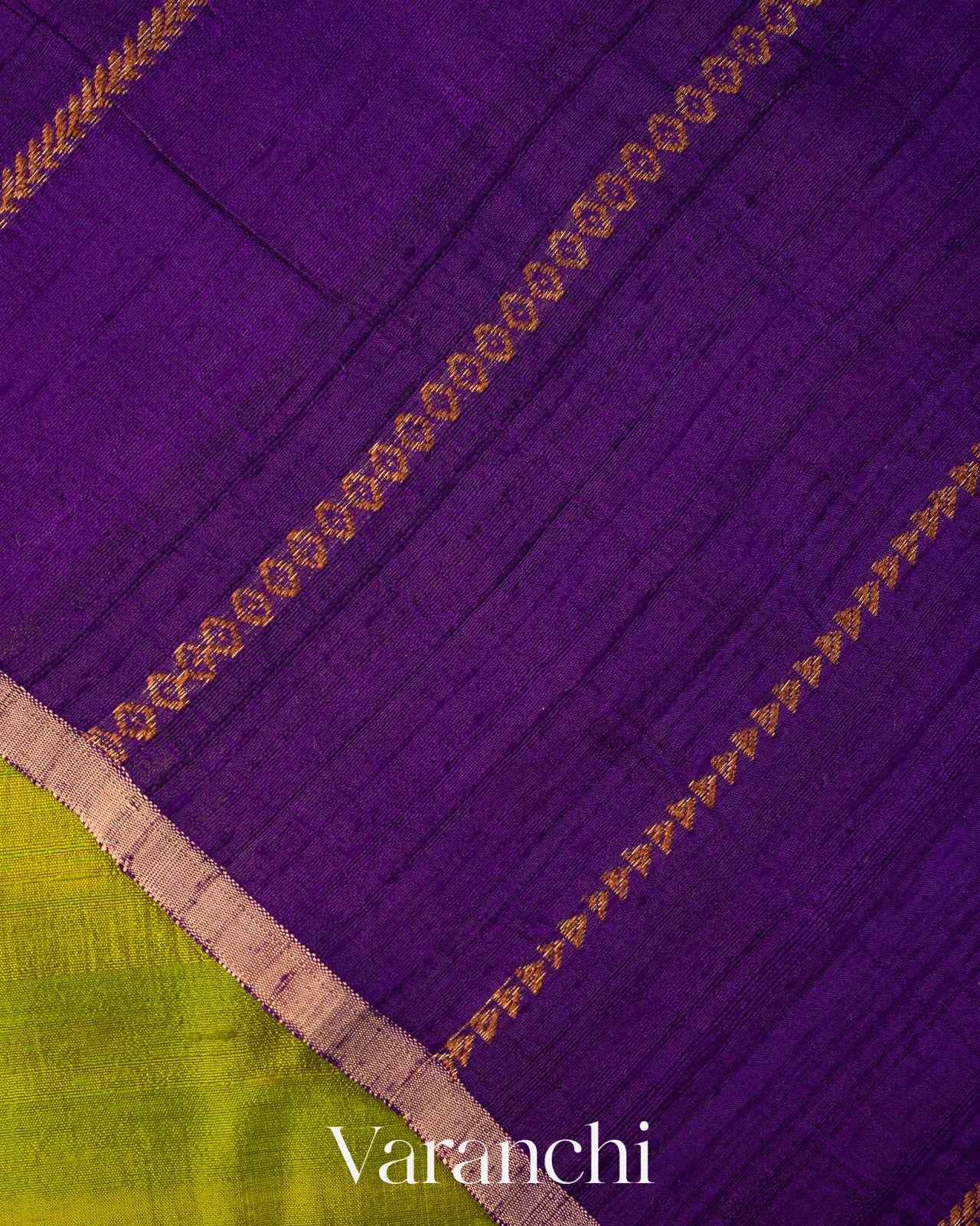 Moss Green Borderless Pure Raw Silk Handloom Saree