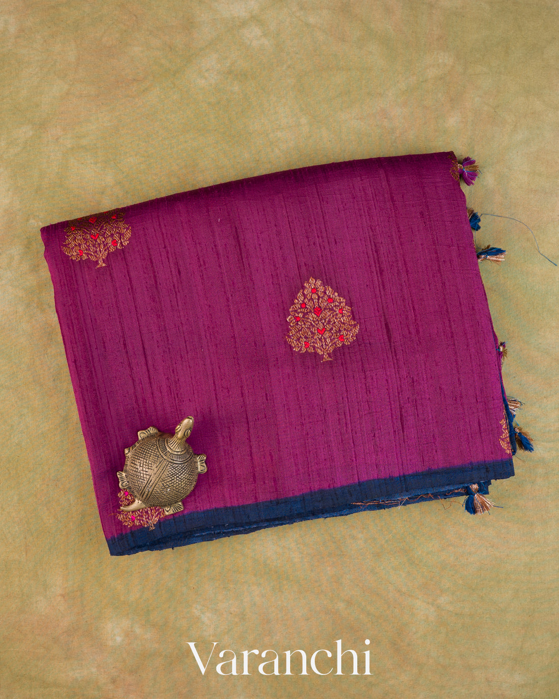 Deep Magenta Pure Raw Silk Handloom Saree