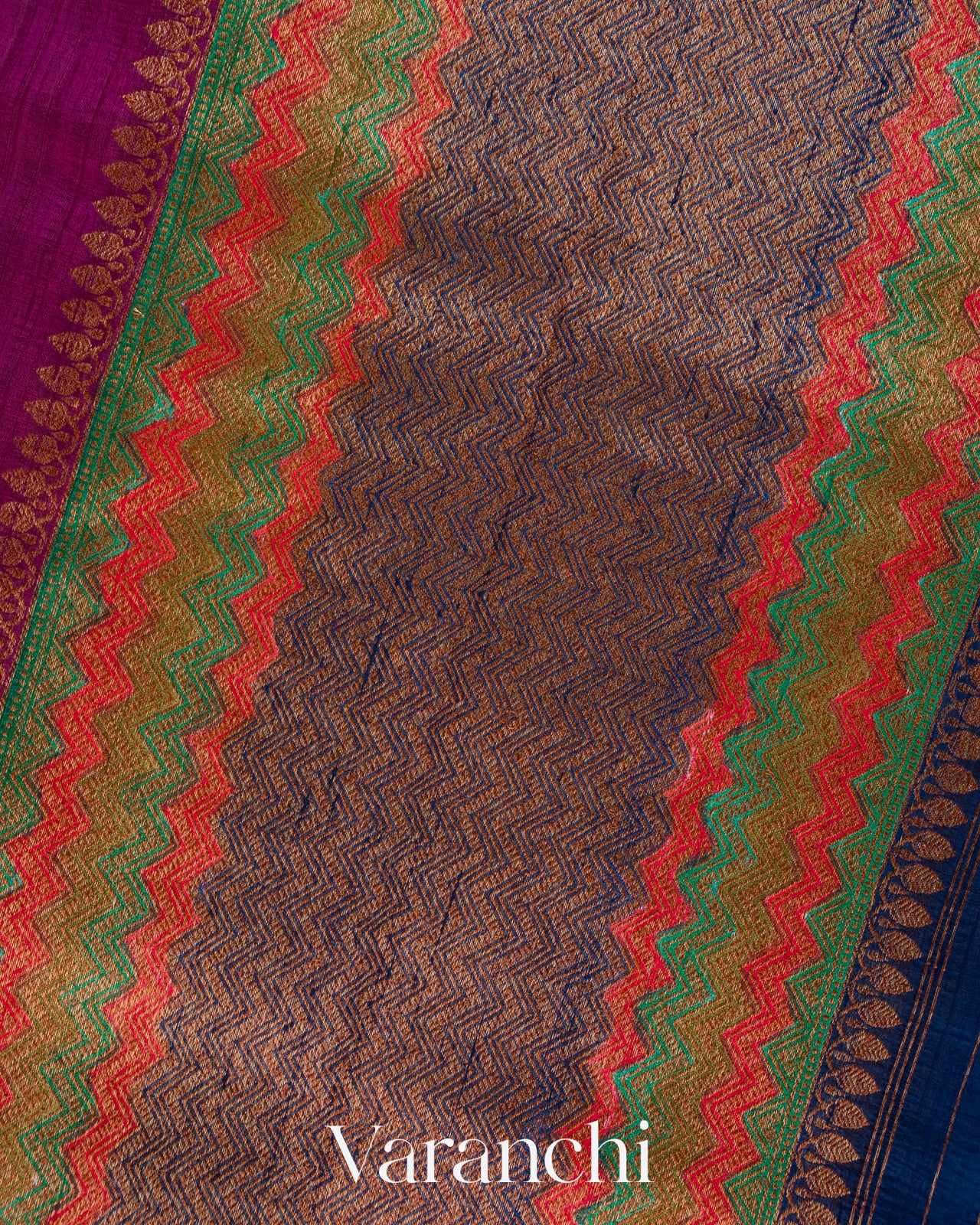 Deep Magenta Pure Raw Silk Handloom Saree