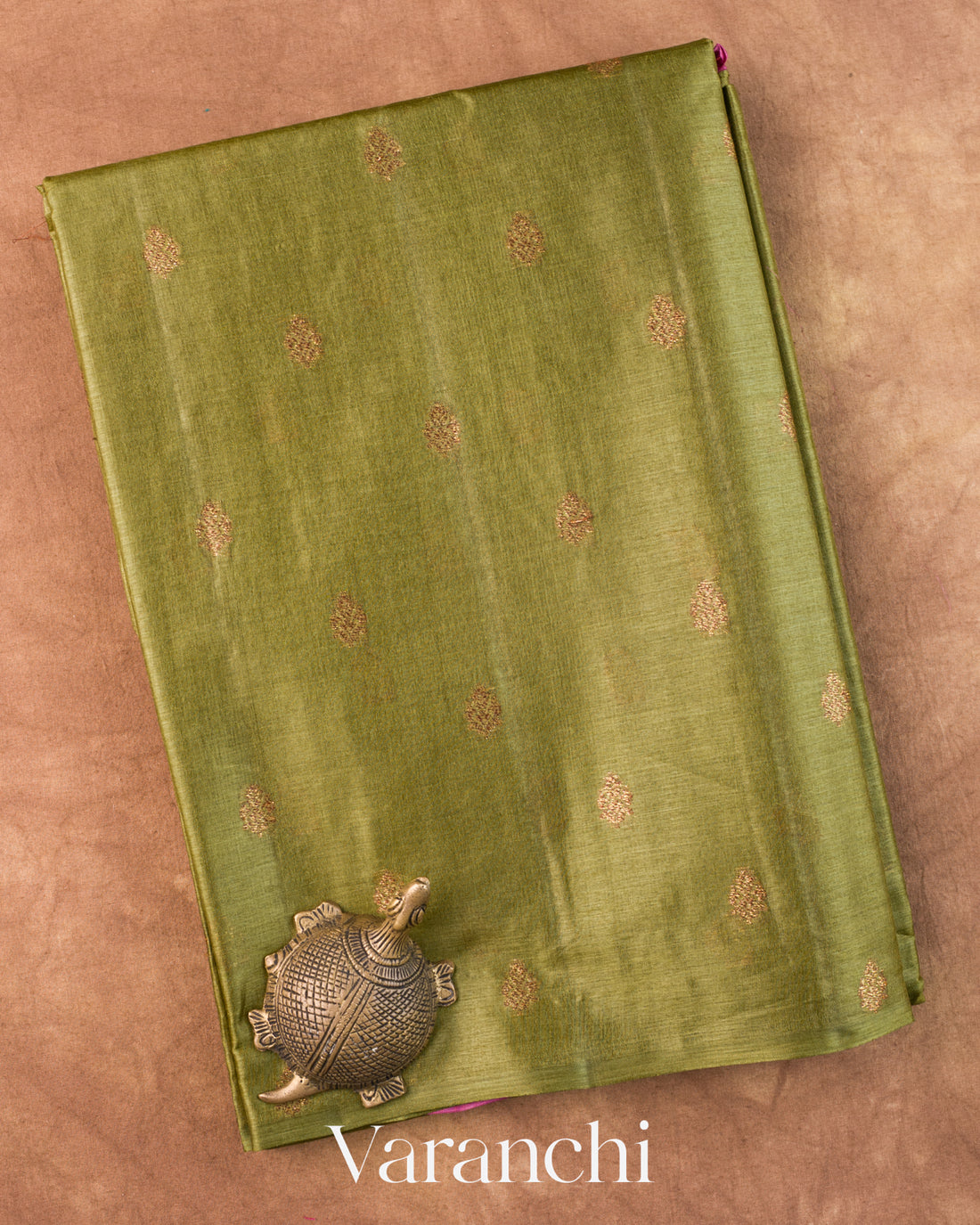 Olive Green Borderless Pure Tussar Silk Saree