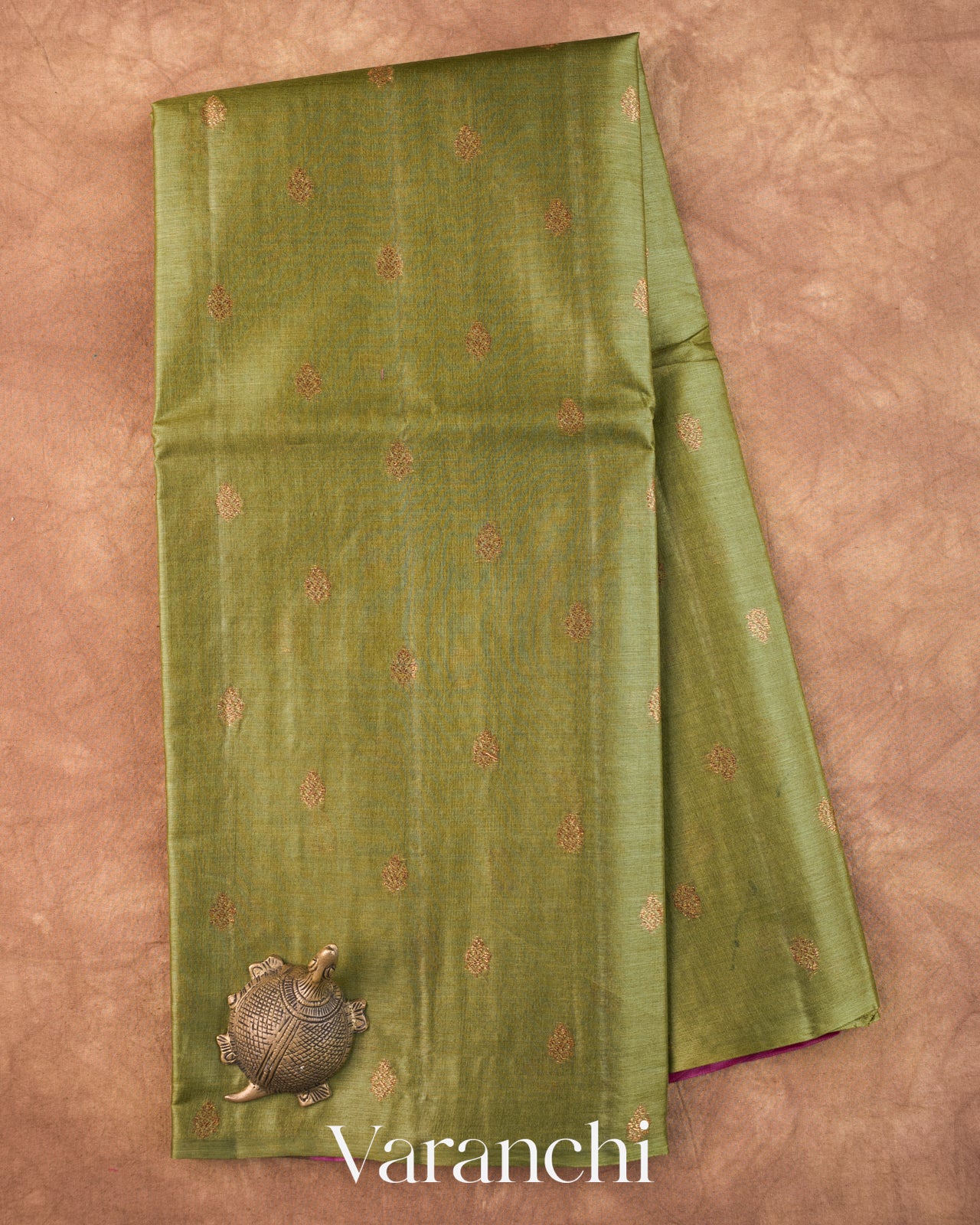 Olive Green Borderless Pure Tussar Silk Saree