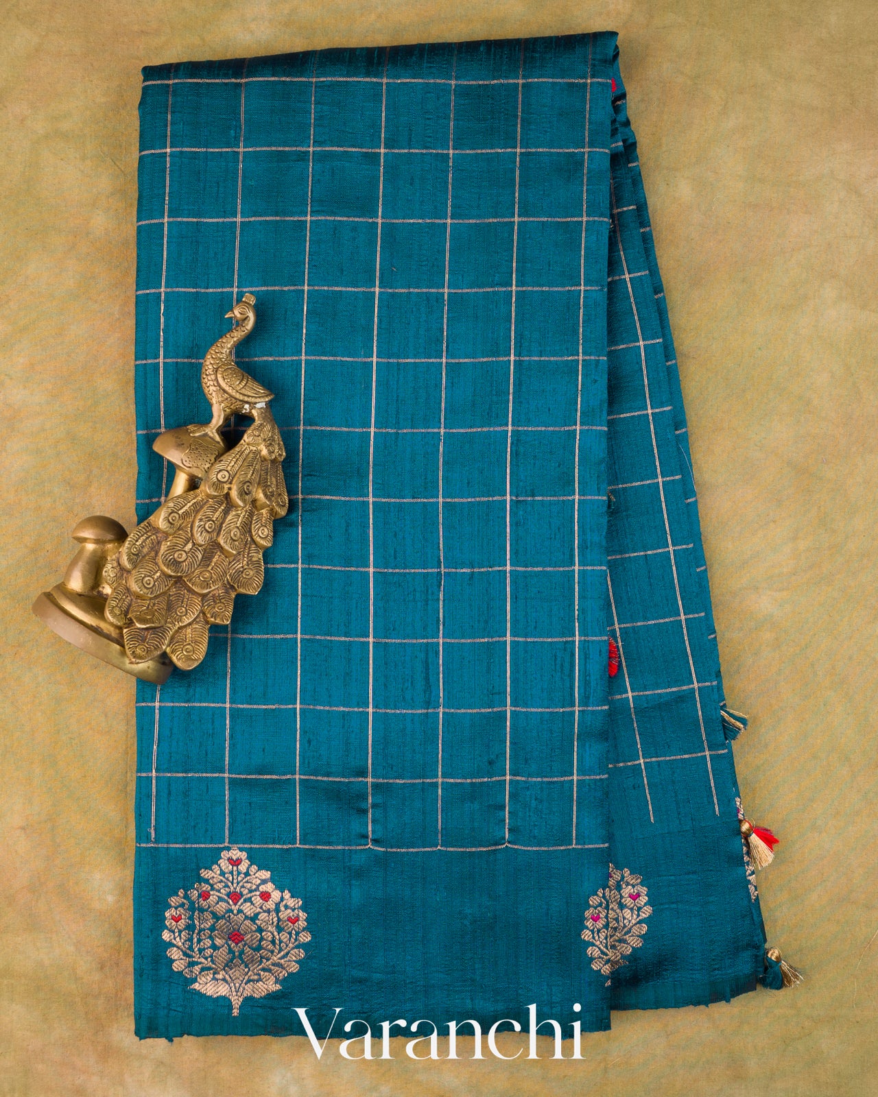 Peacock Blue Checkered Pure Raw Silk Handloom Saree