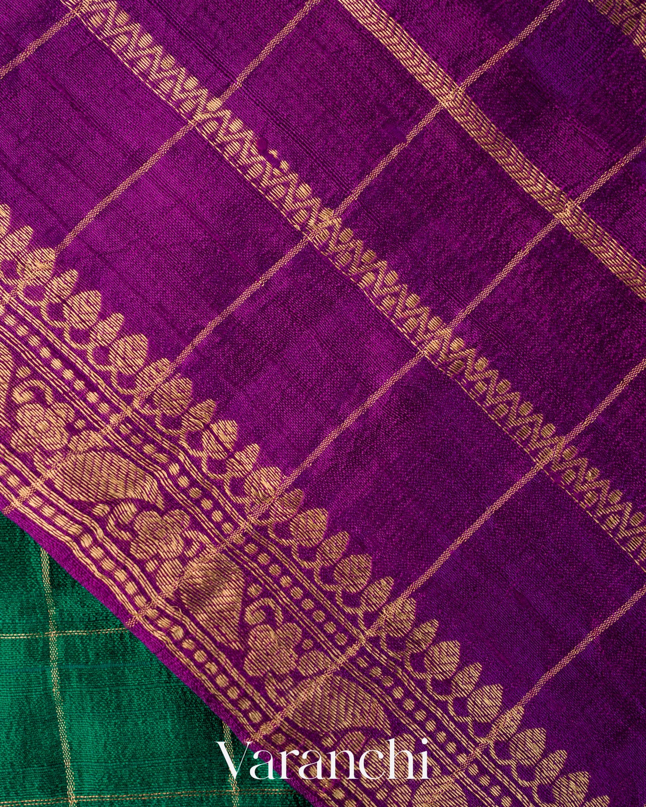 Rama Green Checkered Pure Raw Silk Handloom Saree