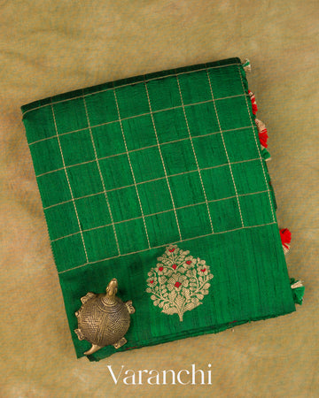Bottle Green Checkered Pure Raw Silk Handloom Saree