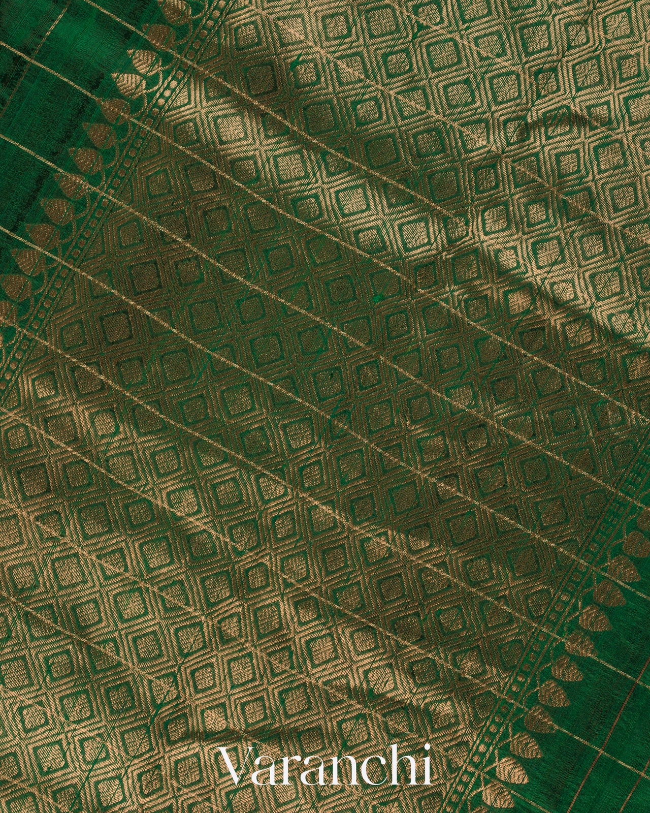 Bottle Green Checkered Pure Raw Silk Handloom Saree