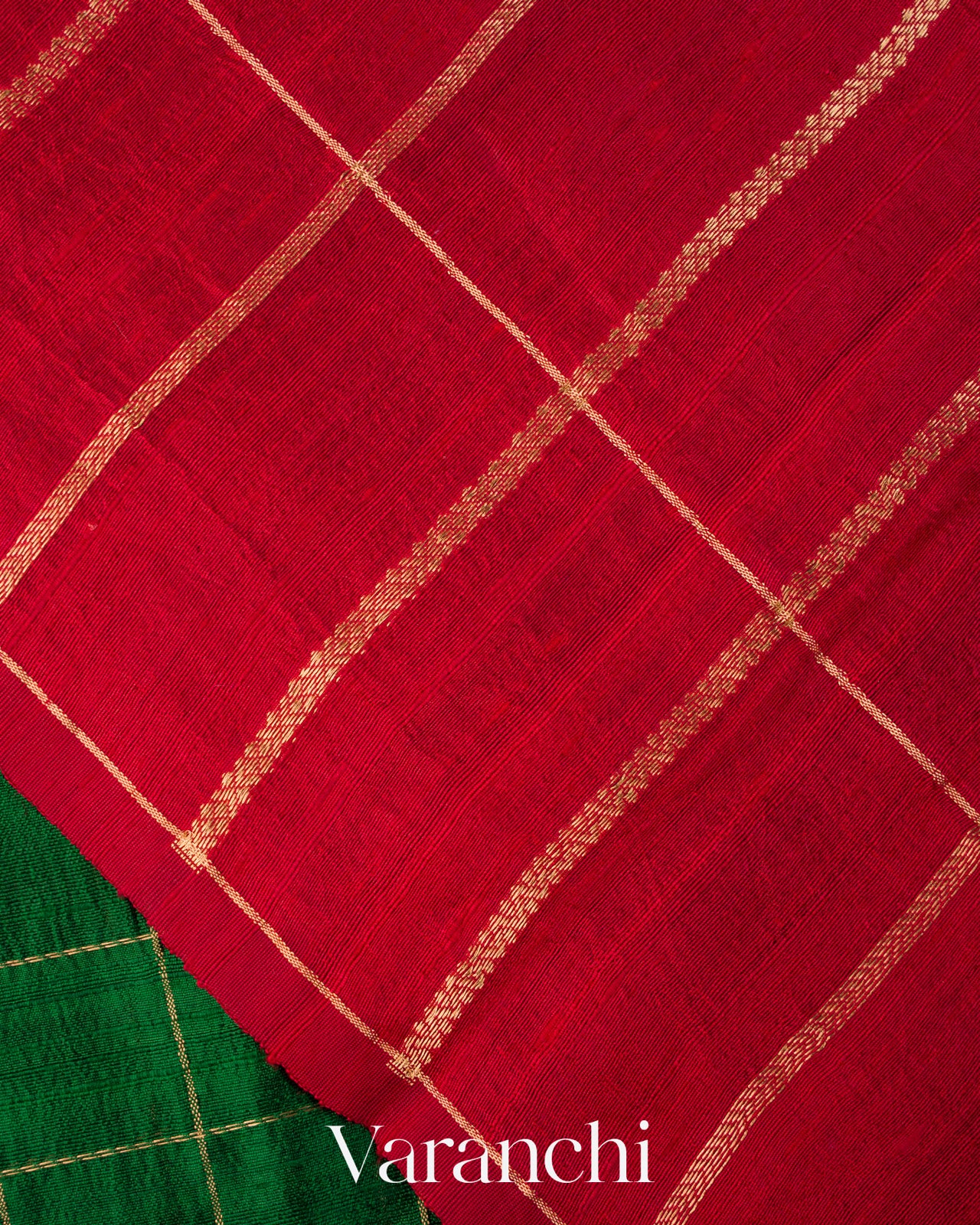 Bottle Green Checkered Pure Raw Silk Handloom Saree