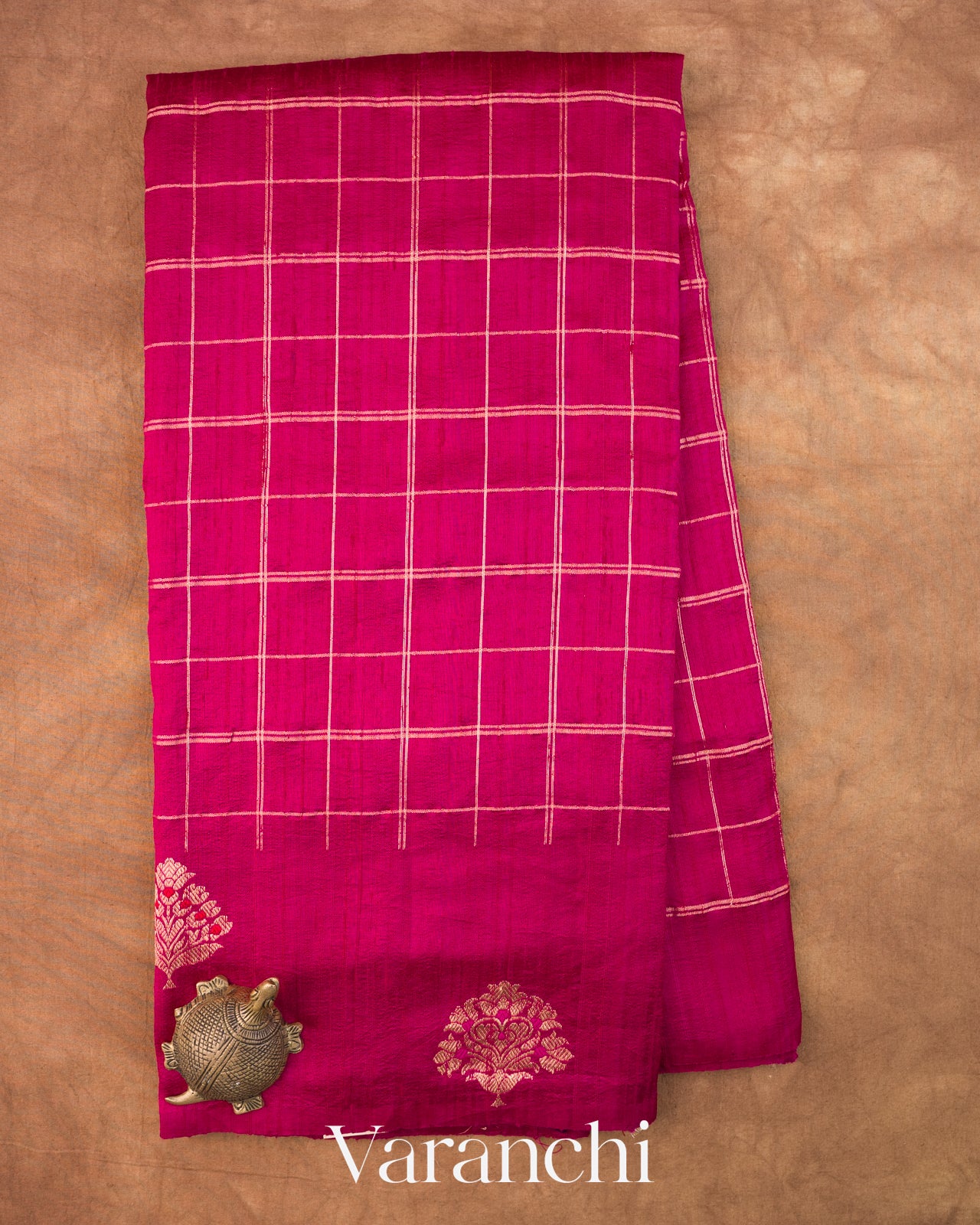 Rani Pink Checkered Pure Raw Silk Handloom Saree