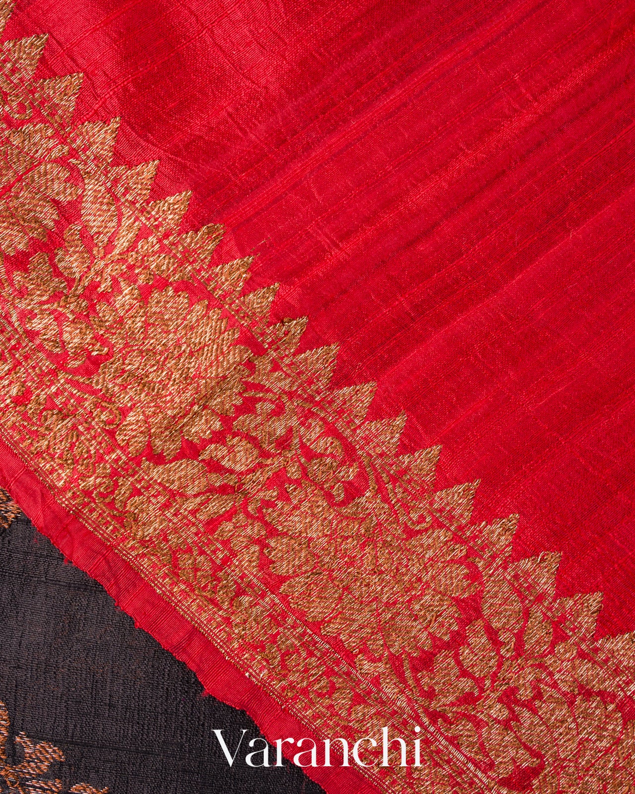Jet Black Lehariya Pure Raw Silk Handloom Saree