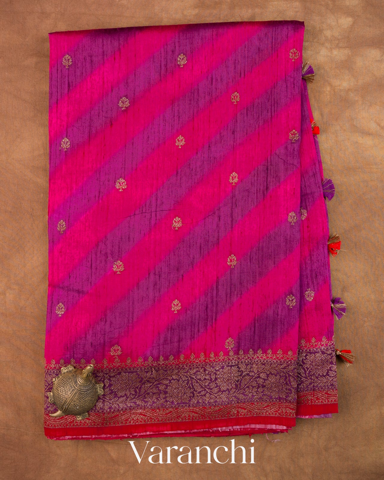 Magenta Lehariya Shibori Pure Raw Silk Handloom Saree