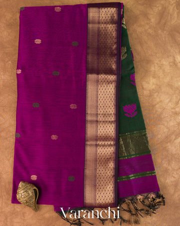 Magenta Pure Maheshwari Silk Cotton Handloom Saree