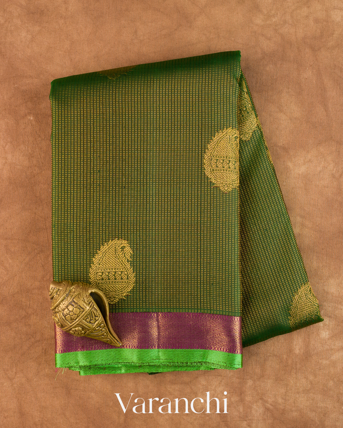 Bottle Green Vaira Oosi Pure Kanchipuram Silk Handloom Saree