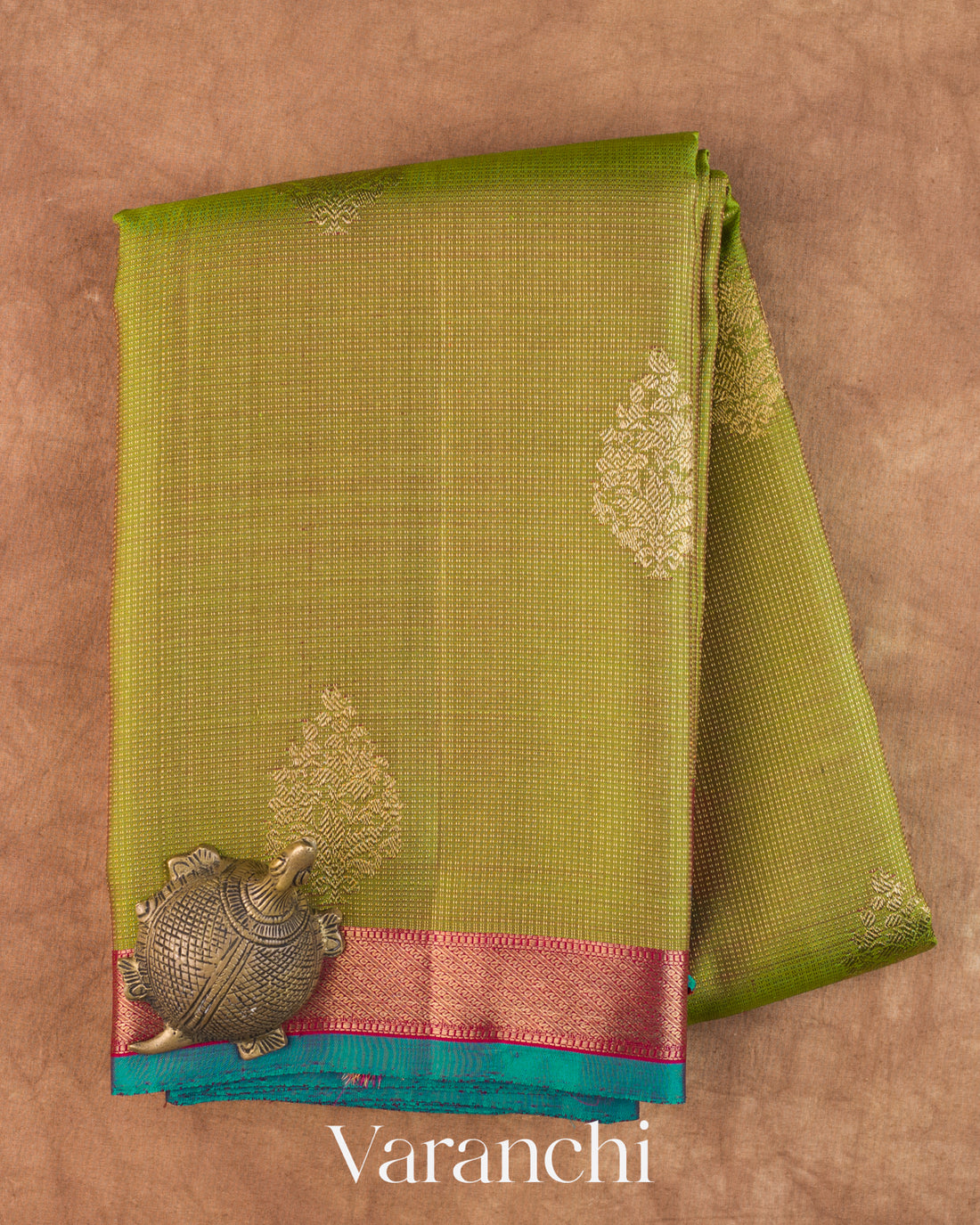 Moss Green Vaira Oosi Pure Kanchipuram Silk Handloom Saree