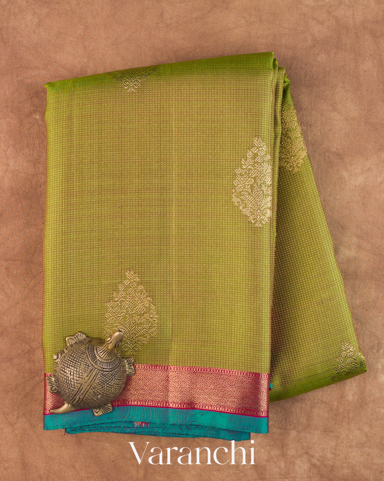 Moss Green Vaira Oosi Pure Kanchipuram Silk Handloom Saree
