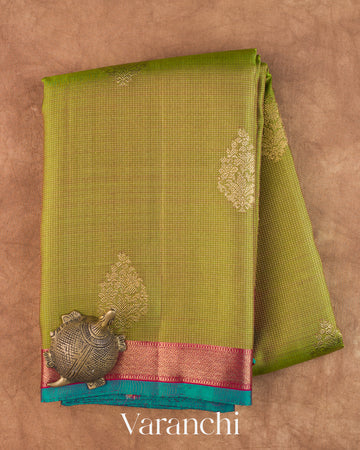 Moss Green Vaira Oosi Pure Kanchipuram Silk Handloom Saree