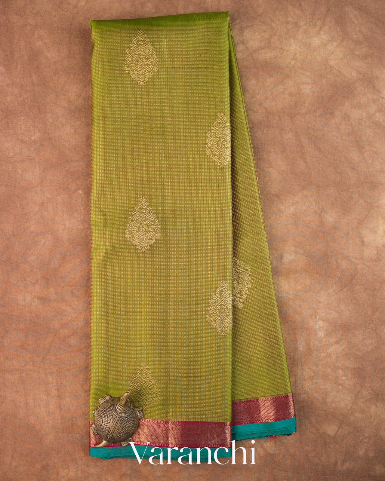 Moss Green Vaira Oosi Pure Kanchipuram Silk Handloom Saree