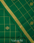 Bottle Green Checkered Pure Kanchipuram Silk Handloom Saree