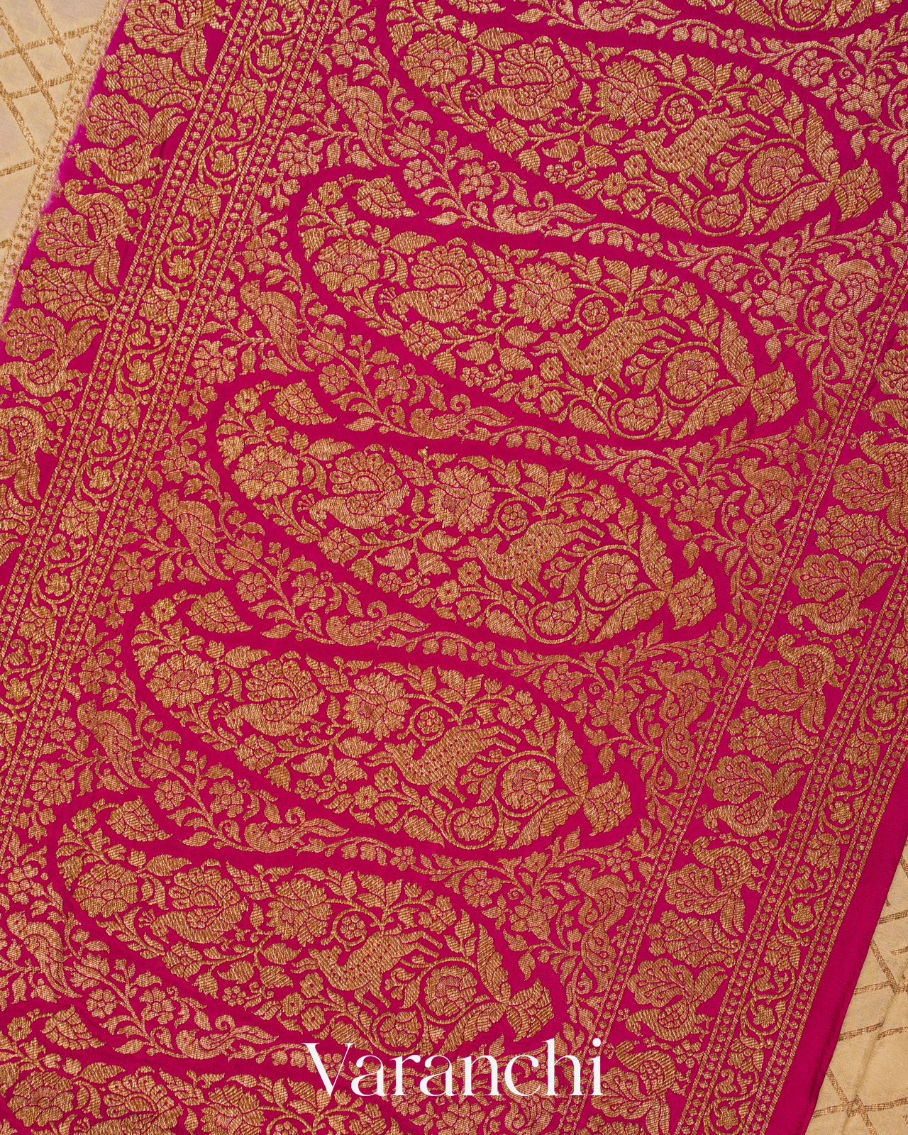 Beige Checkered Pure Crepe Silk Handloom Saree