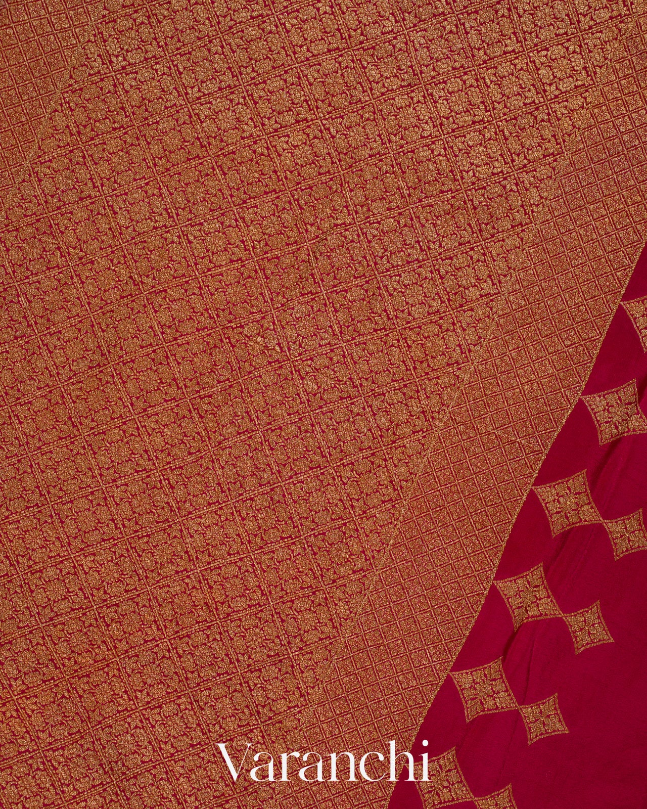 Maroon Borderless Pure Crepe Silk Handloom Saree