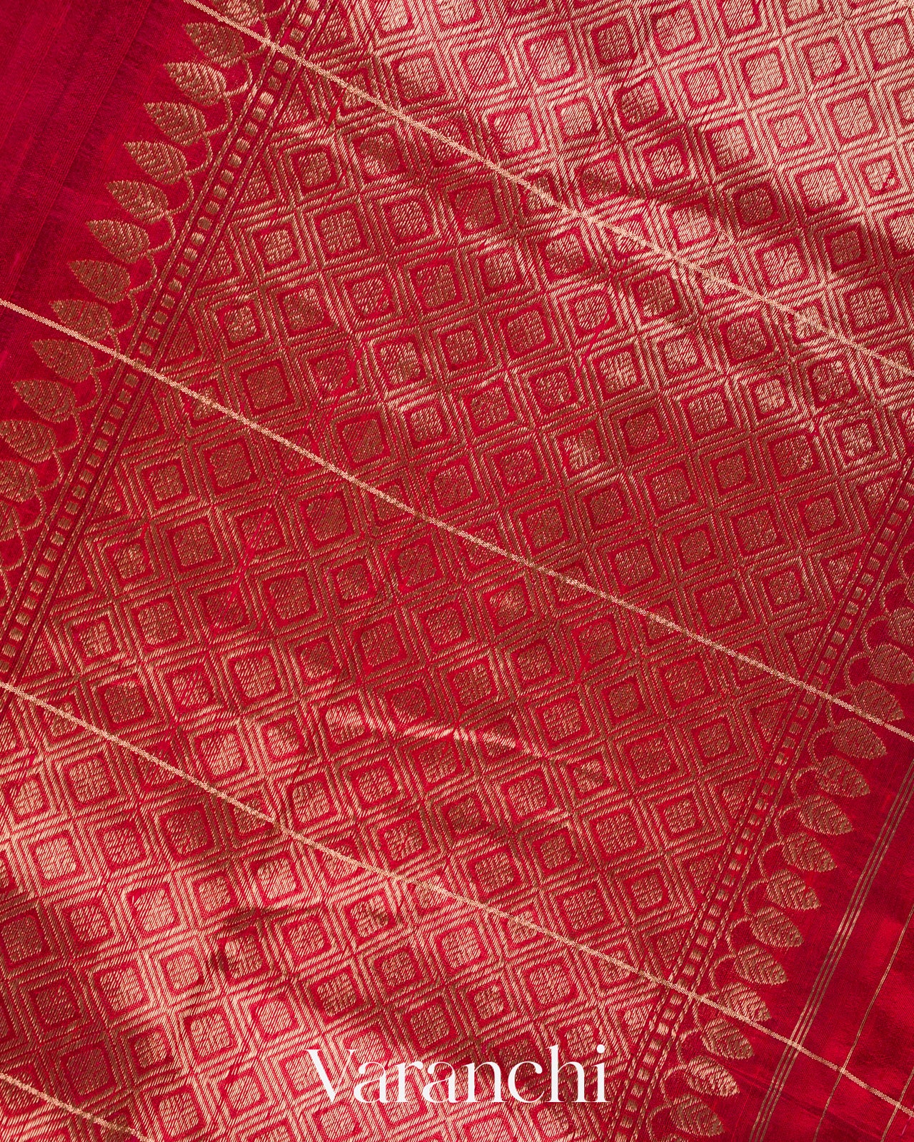 Chilly Red Checkered Butta Pure Raw Silk Handloom Saree