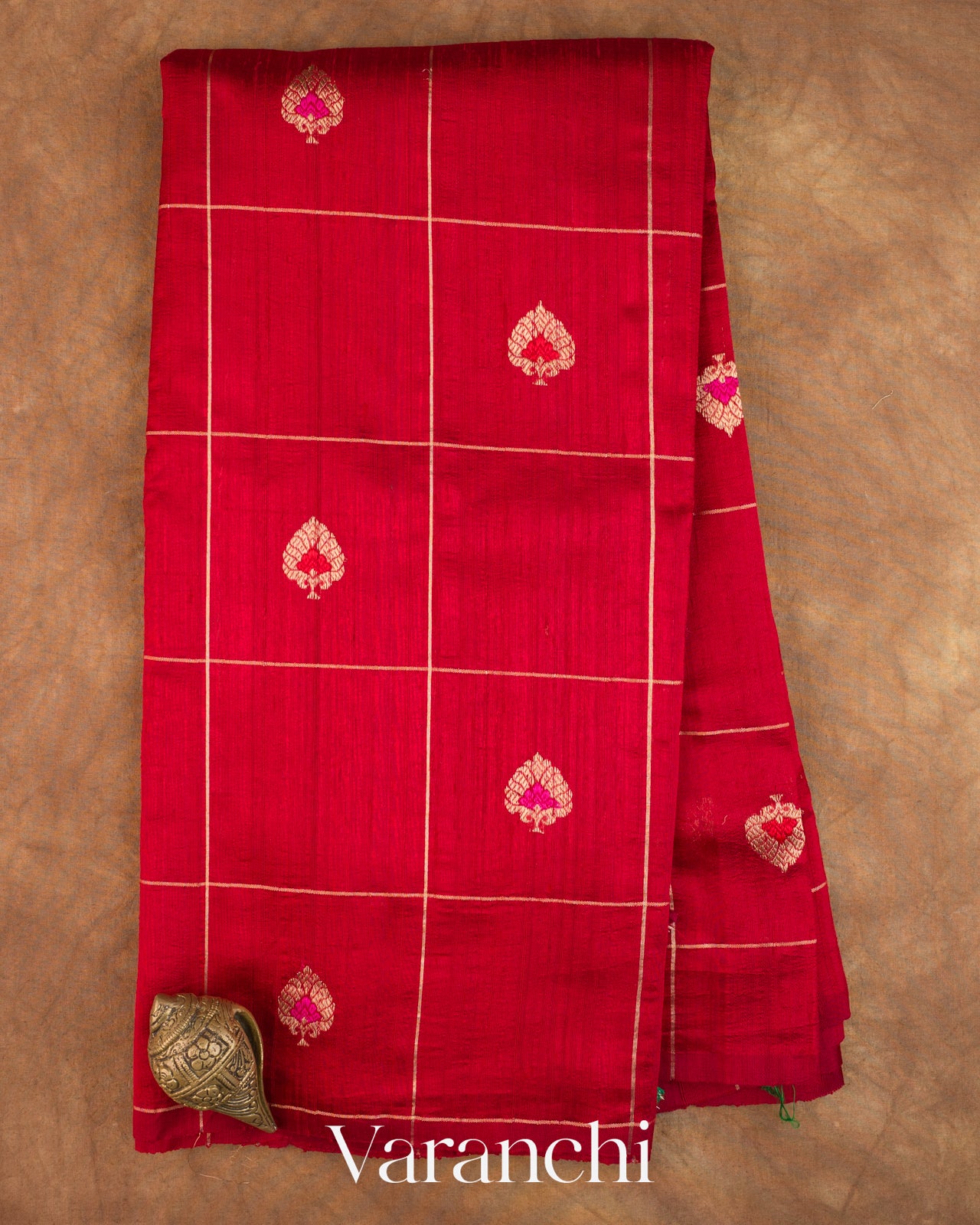 Crimson Red Checkered Pure Raw Silk Handloom Saree