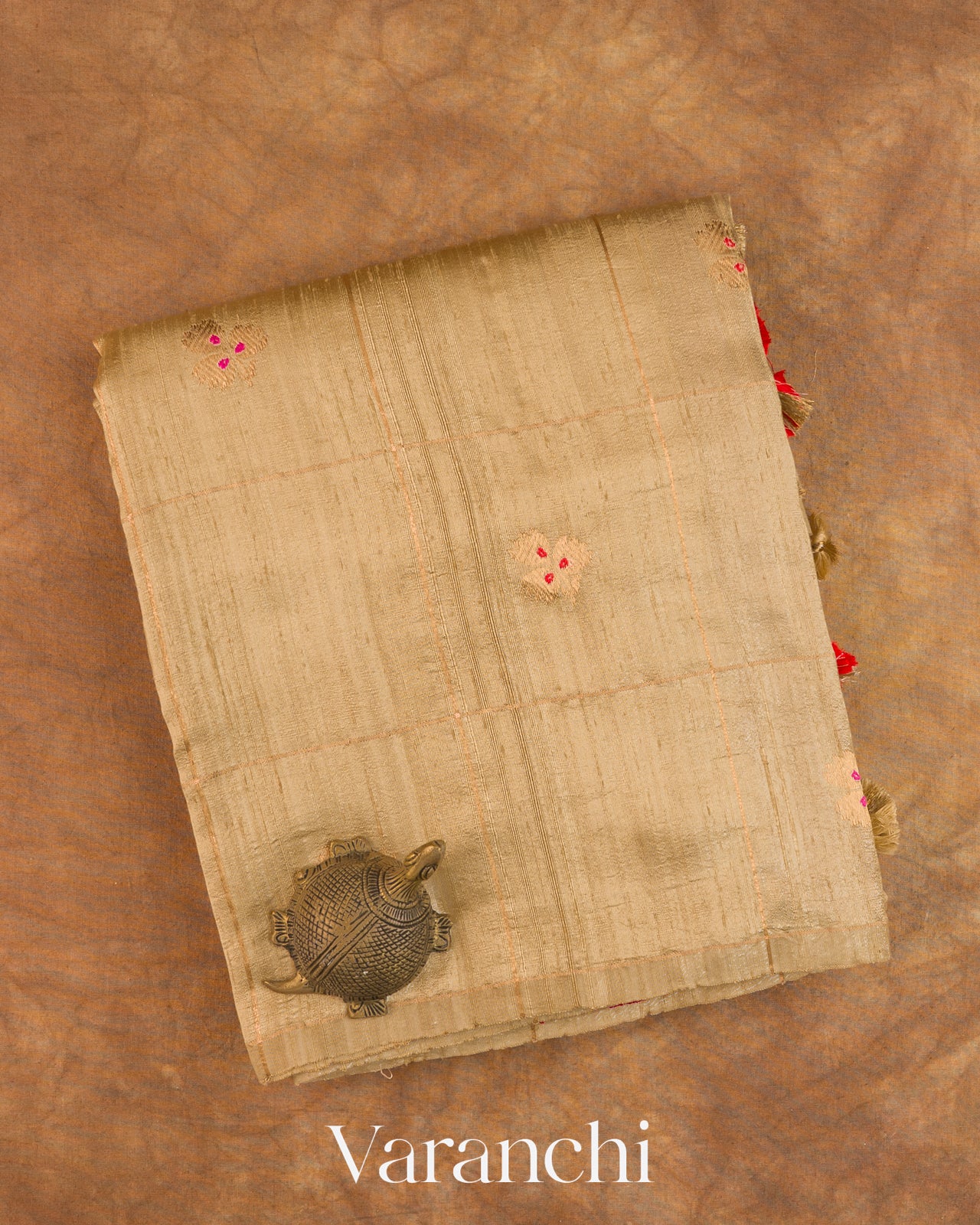 Beige Checkered Pure Raw Silk Handloom Saree