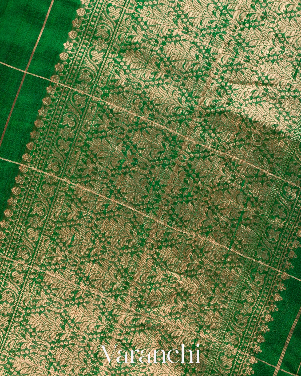 Emerald Green Checkered Pure Raw Silk Handloom Saree