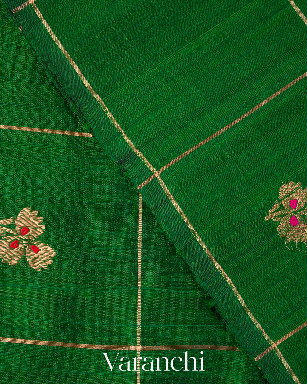 Emerald Green Checkered Pure Raw Silk Handloom Saree