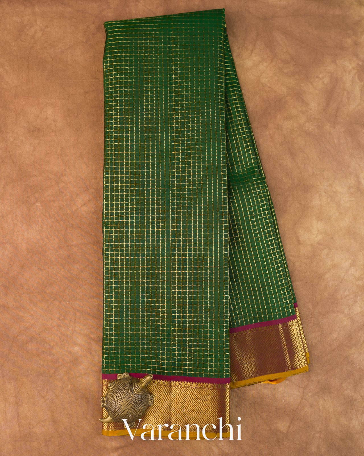 Bottle Green Checkered Pure Kanchipuram Silk Handloom Saree