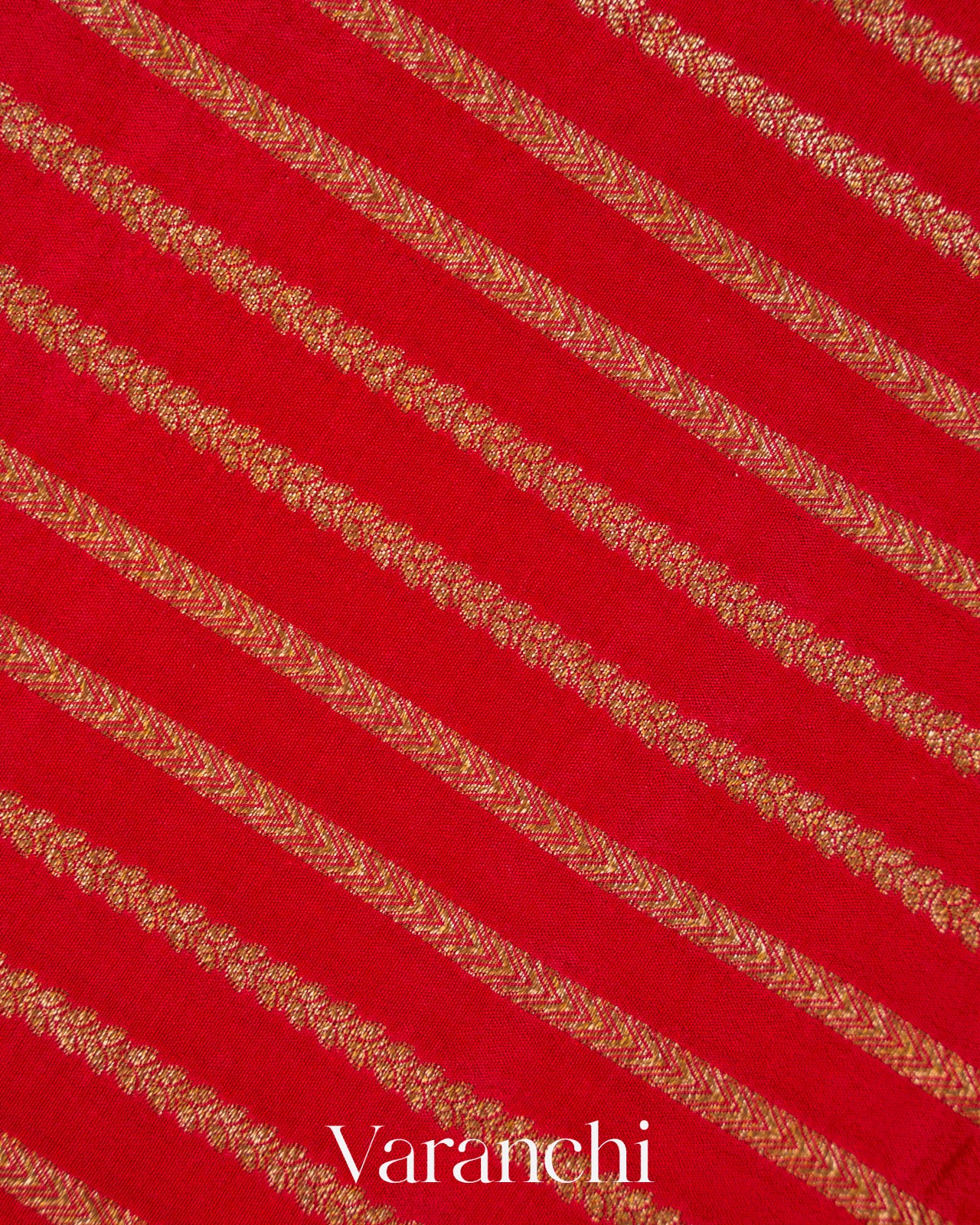 Chilly Red Striped Pure Crepe Silk Handloom Saree