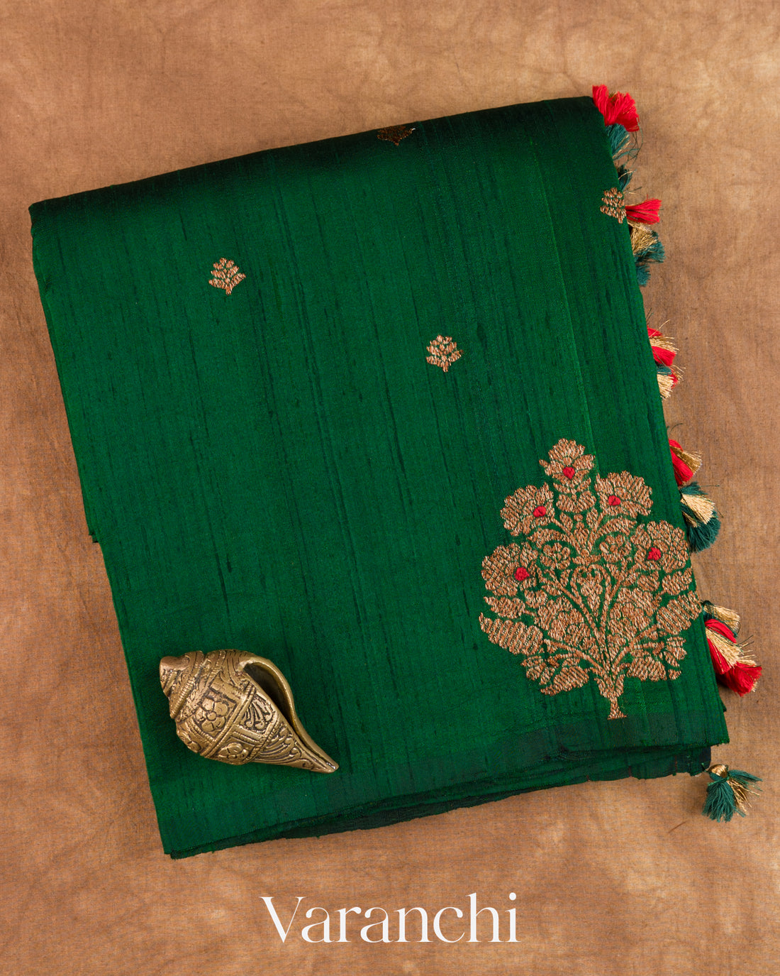 Bottle Green Borderless Pure Raw Silk Handloom Saree — Folded