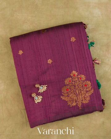 Deep Wine Borderless Pure Raw Silk Handloom Saree — Folded