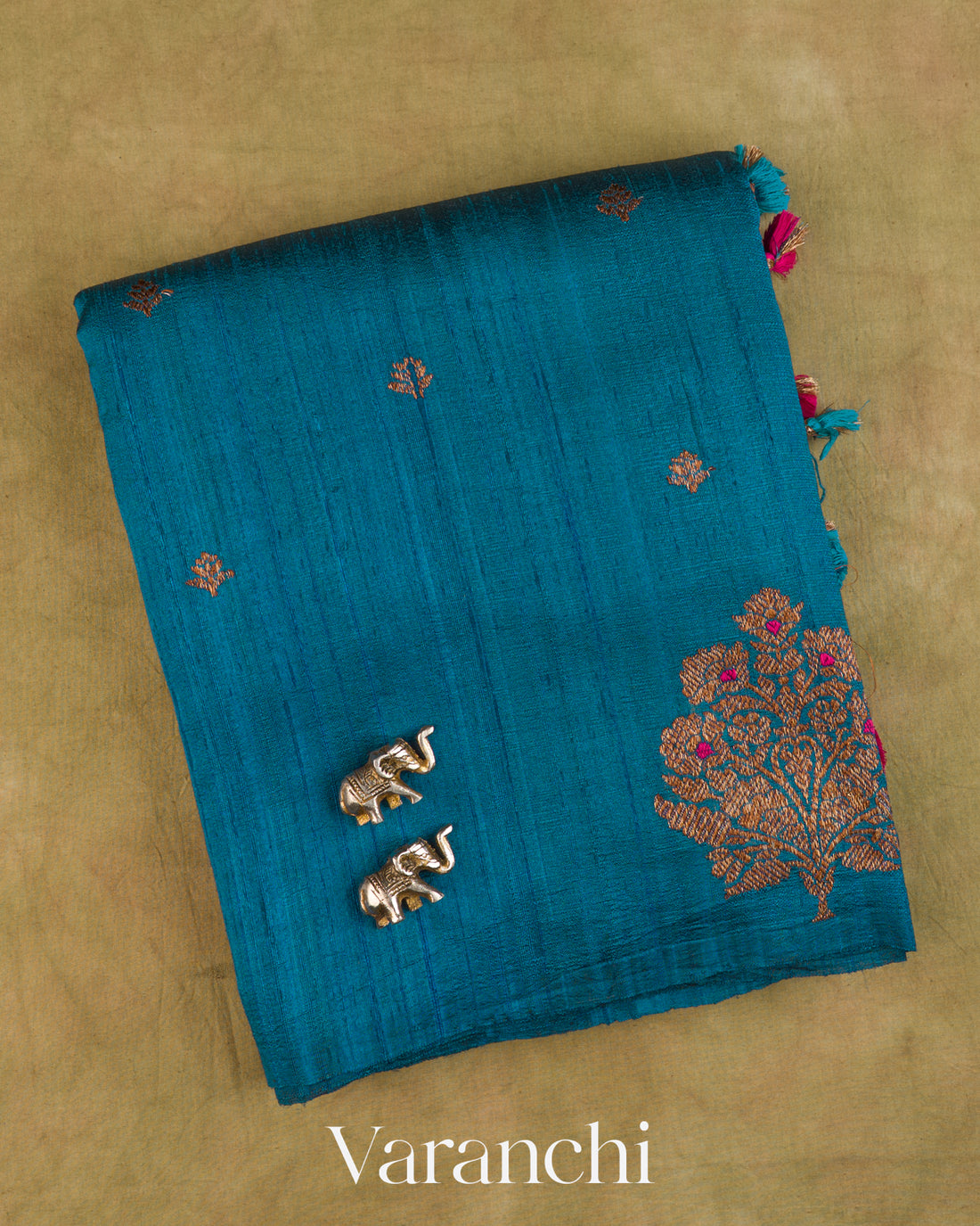 Royal Blue Borderless Pure Raw Silk Handloom Saree — Folded