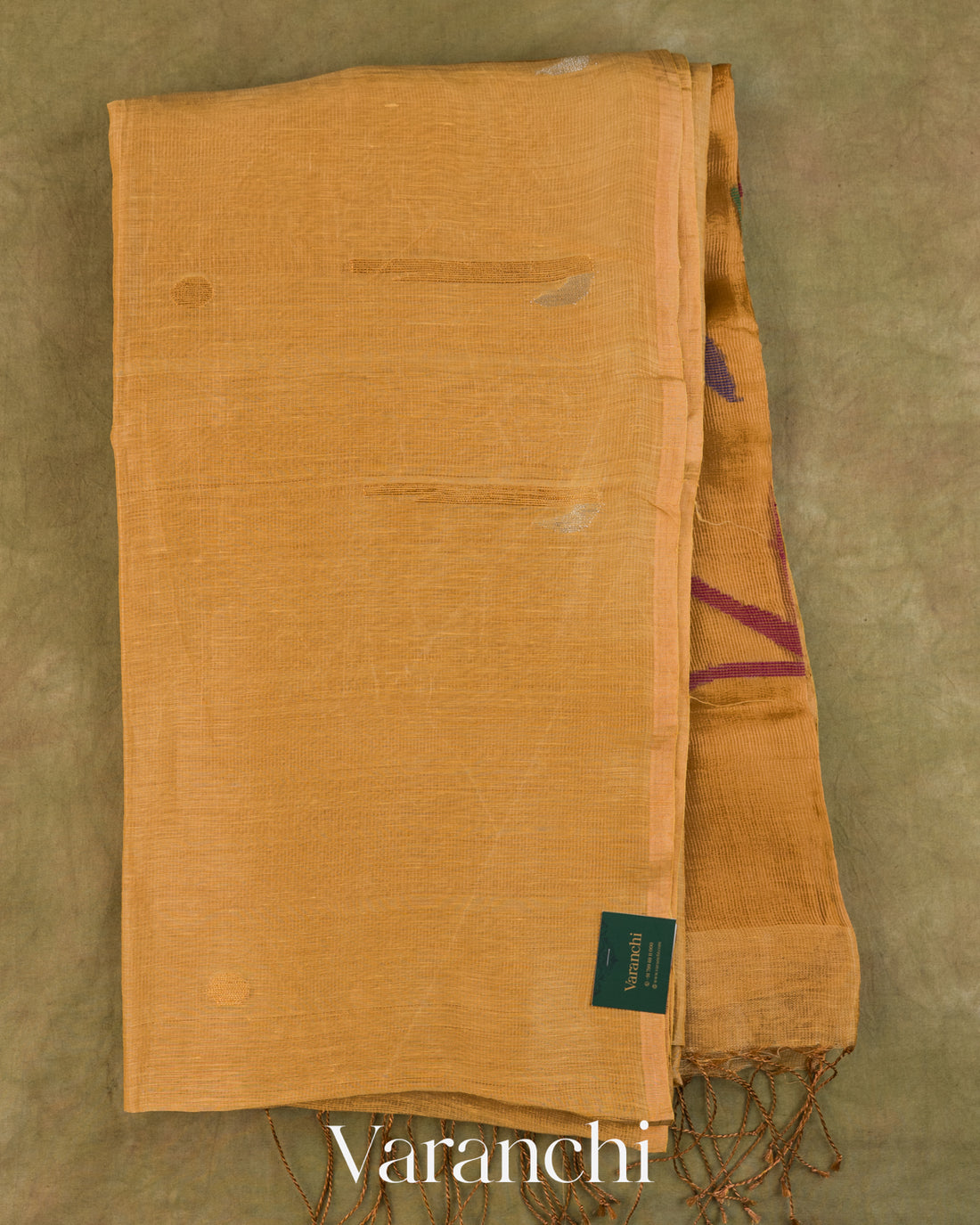 Antique Gold Jamdani Pure Silk Linen Handloom Saree — Folded