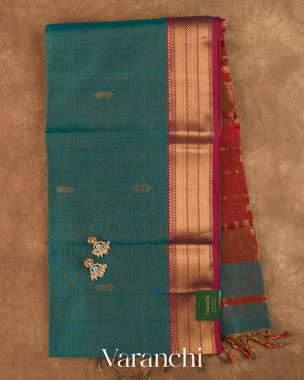 Peacock Blue Pure Maheshwari Silk Cotton Handloom Saree — Full Saree