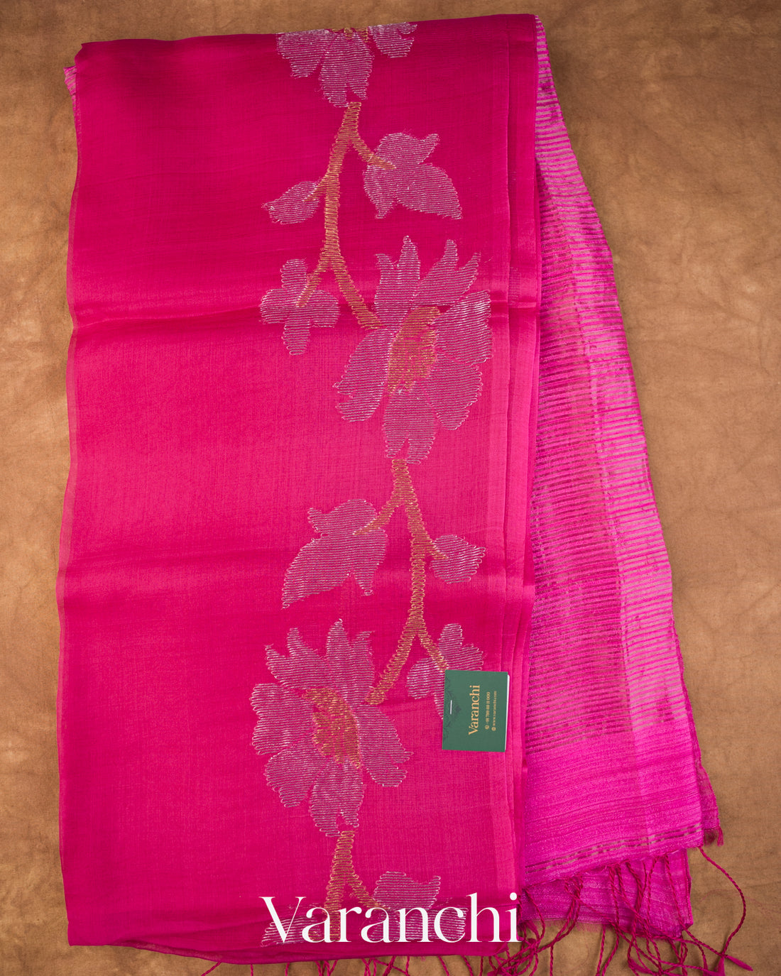 Rani Pink Floral Jamdani Pure Muslin Silk Handloom Saree — Full Saree