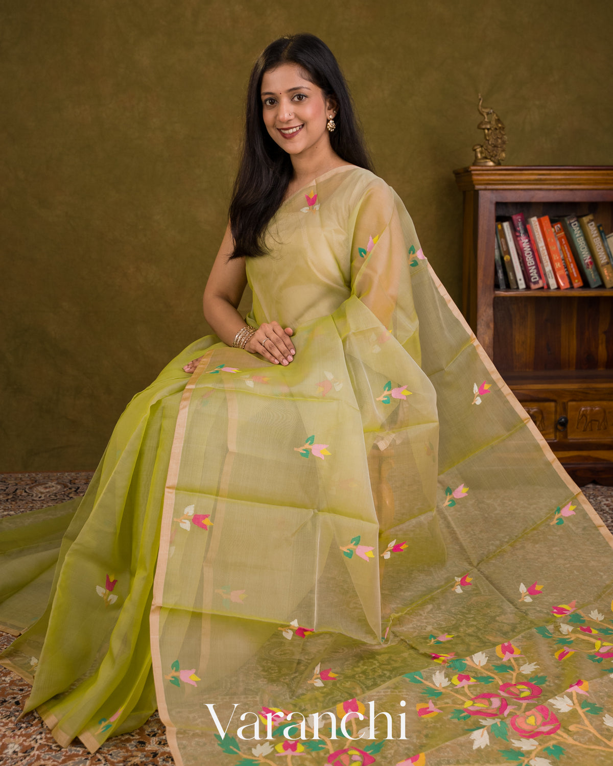 Pista Green Floral Jamdani Pure Muslin Silk Handloom Saree — Draped