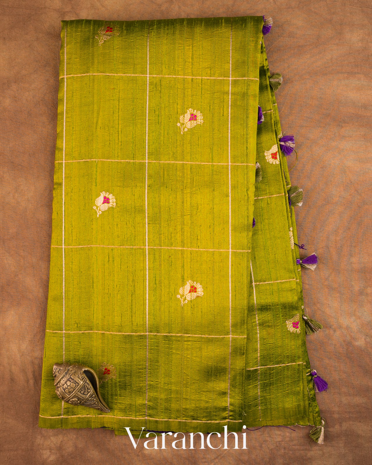Light Mehandi Green Checkered Pure Raw Silk Handloom Saree — Full Saree