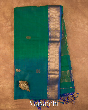 Green and Blue Ombre -Dyed Pure Maheshwari Silk Cotton Handloom Saree — Full Saree