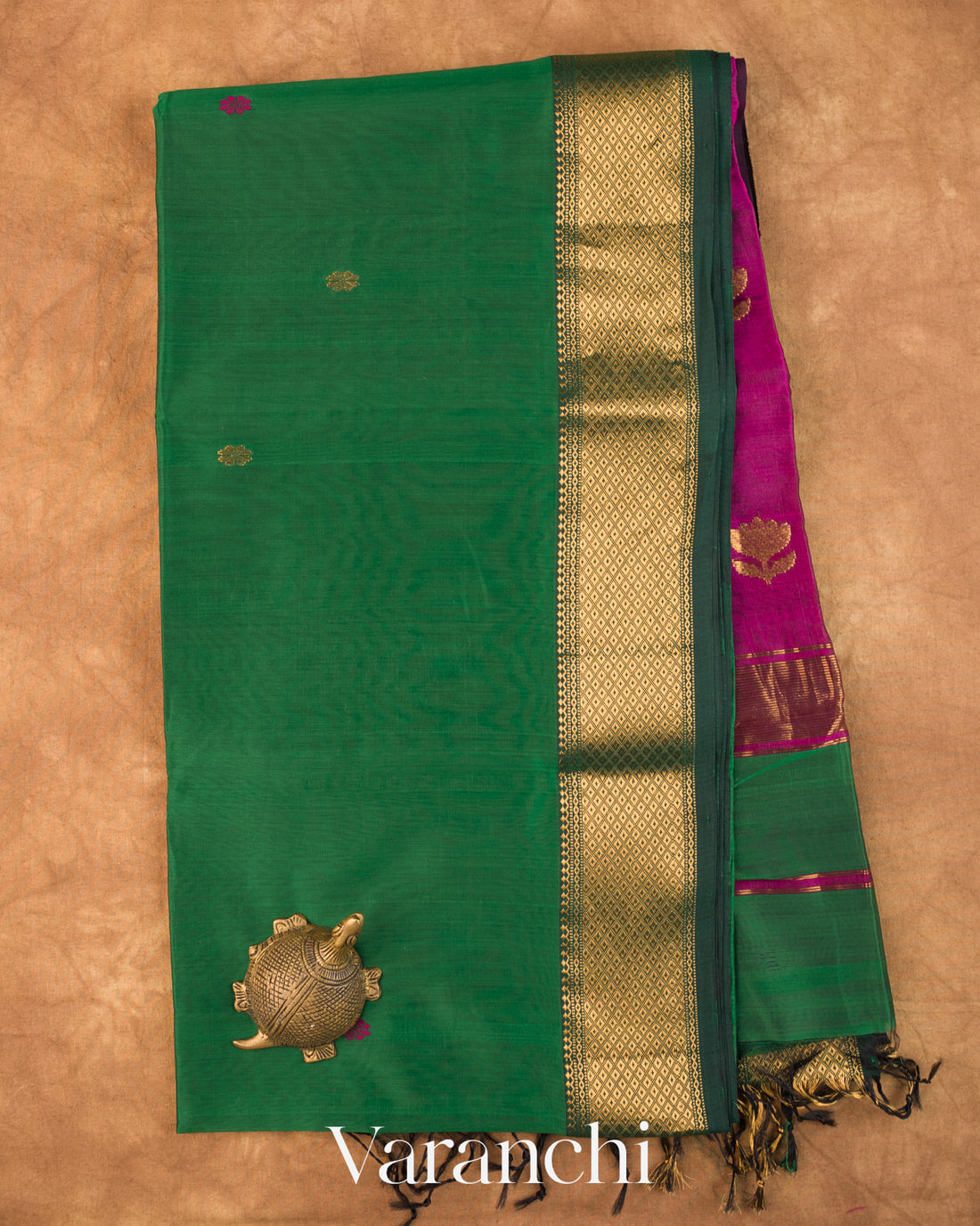 Bottle Green Pure Maheshwari Silk Cotton Handloom Saree — Full Saree