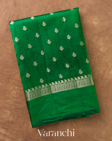 Bottle Green Pure Poona Silk Saree — Folded