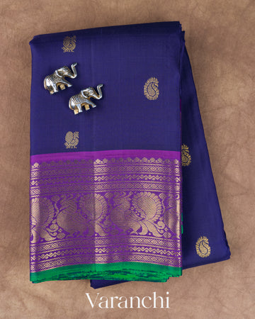 Navy Blue Pure Kanchipuram Silk Handloom Saree — Folded