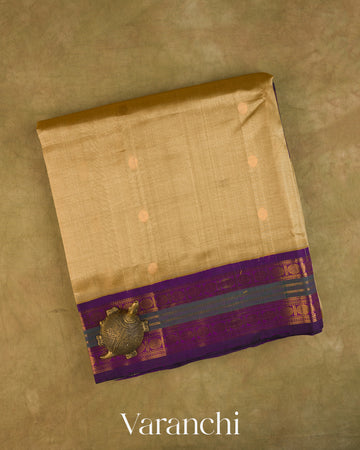 Beige Pure Kanchipuram Silk Cotton Handloom Saree — Folded