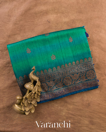 Rama Green Shibori Pure Raw Silk Handloom Saree — Folded