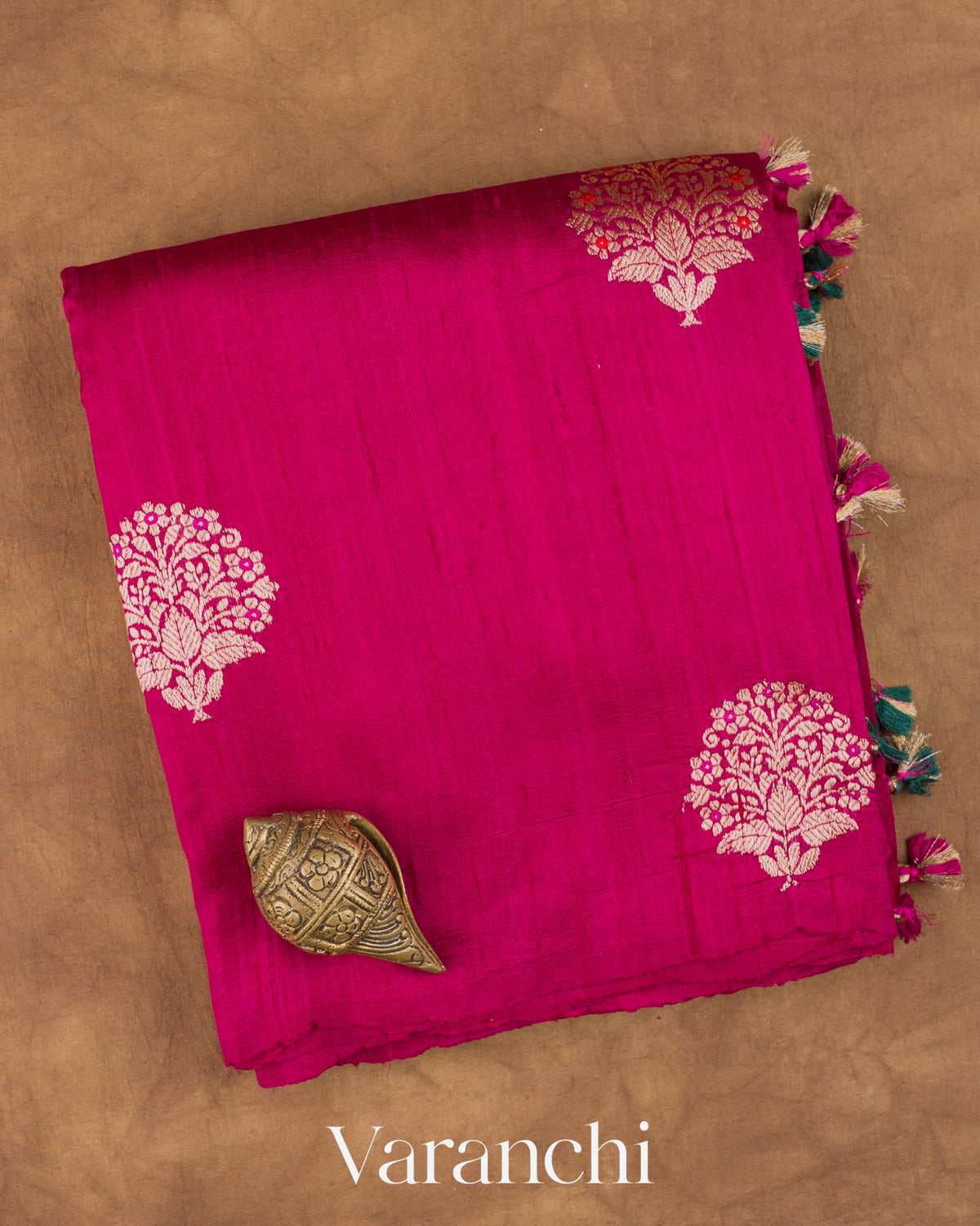 Rani Pink Borderless Pure Raw Silk Handloom Saree — Folded